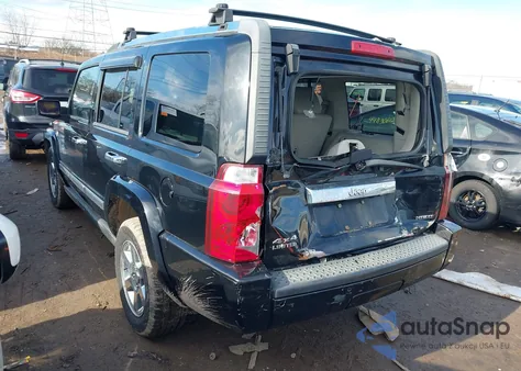 2007 Jeep Commander Limited z USA, uszkodzony, nr VIN 1J8HG582X7C648027